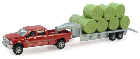 Tomy Case IH 1:64 Scale Dodge Pickup with Trailer & Bales (Red)